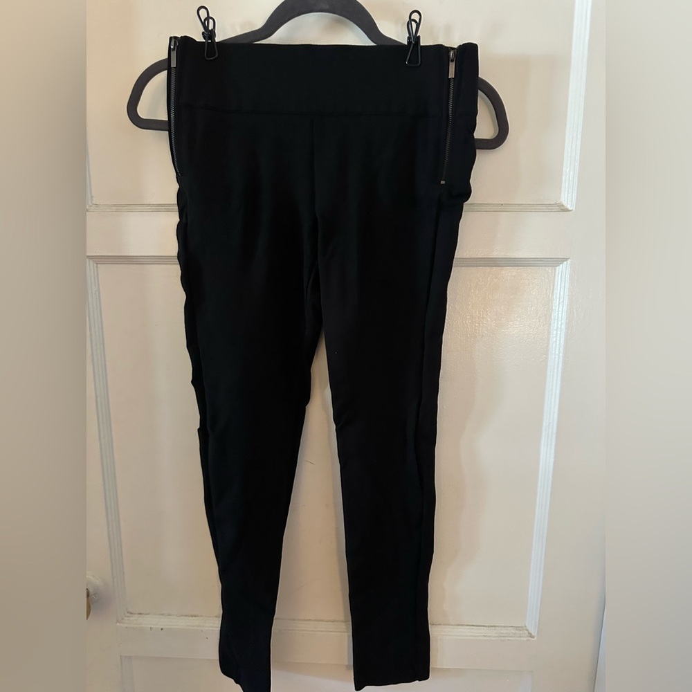 Zara Women's Elegant Black Leggings